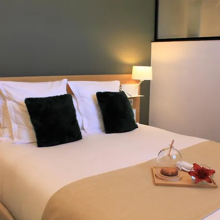 Berria Par La Maison De Pierre 4* 아스파랑