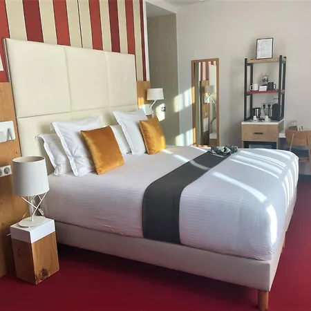 فندق Berria Par La Maison De Pierre