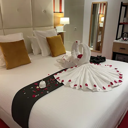 Berria Par La Maison De Pierre فندق