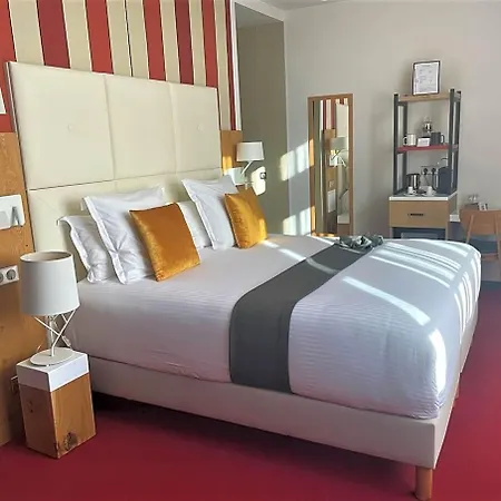 Berria Par La Maison De Pierre Hotel 4*