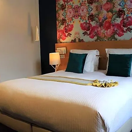 Berria Par La Maison De Pierre Hotel 4*