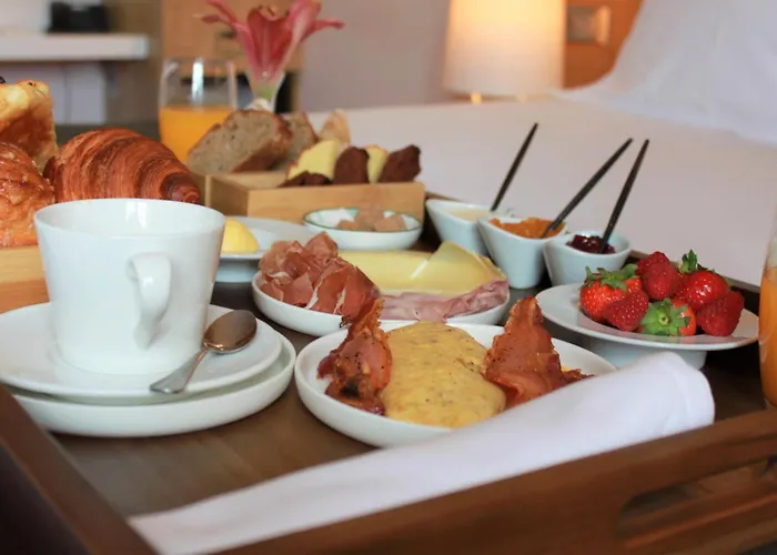 Berria Par La Maison De Pierre מלון