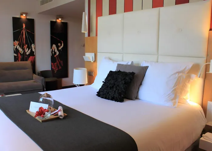 Berria Par La Maison De Pierre מלון