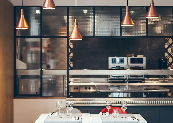 מלון Berria Par La Maison De Pierre 4*