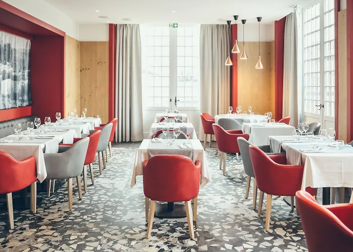 Berria Par La Maison De Pierre מלון האספארן